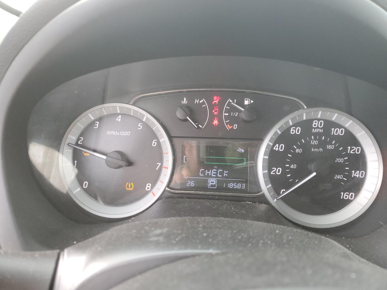2013 Nissan Sentra - Image 9