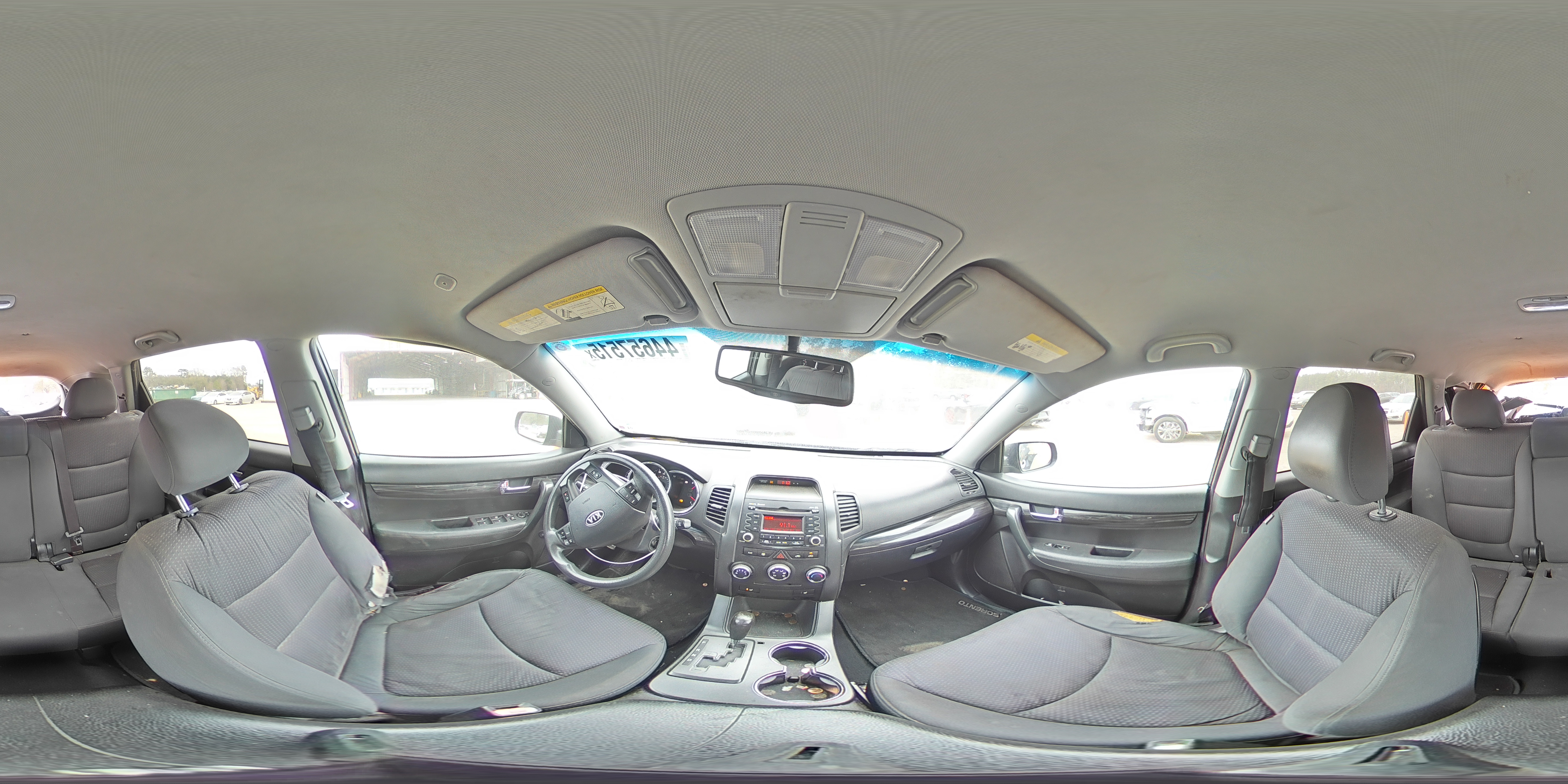 2011 Kia Sorento - Image 13