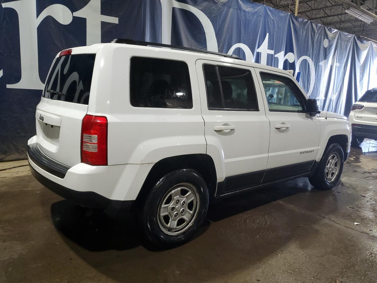 2014 Jeep Liberty (Patriot) - Image 3
