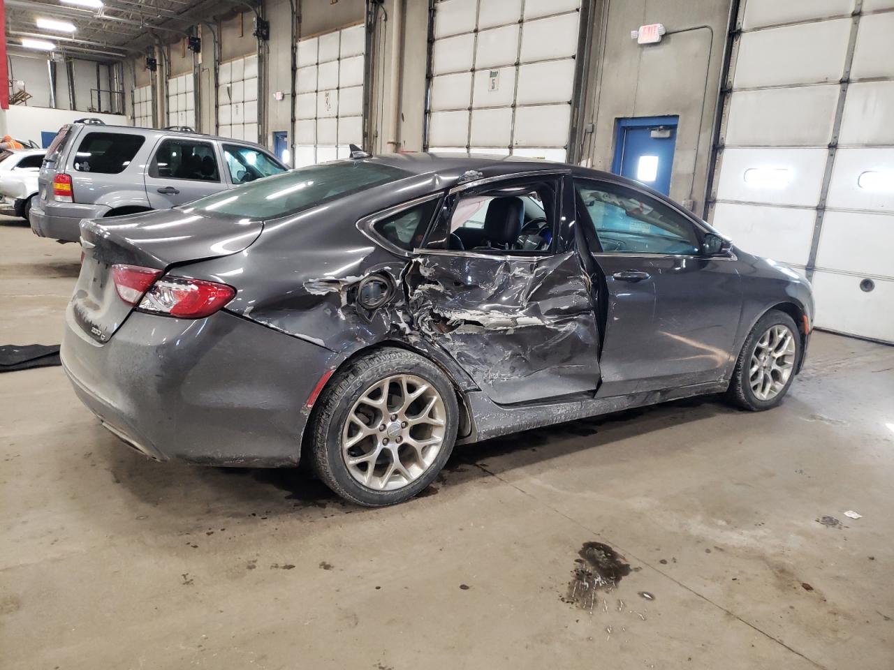 2015 Chrysler 200 - Image 3
