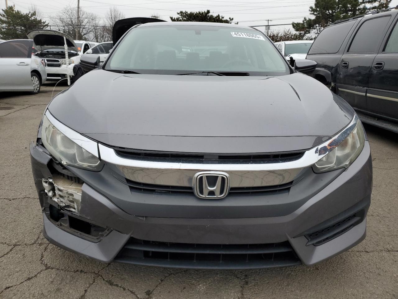 2016 Honda Civic - Image 5