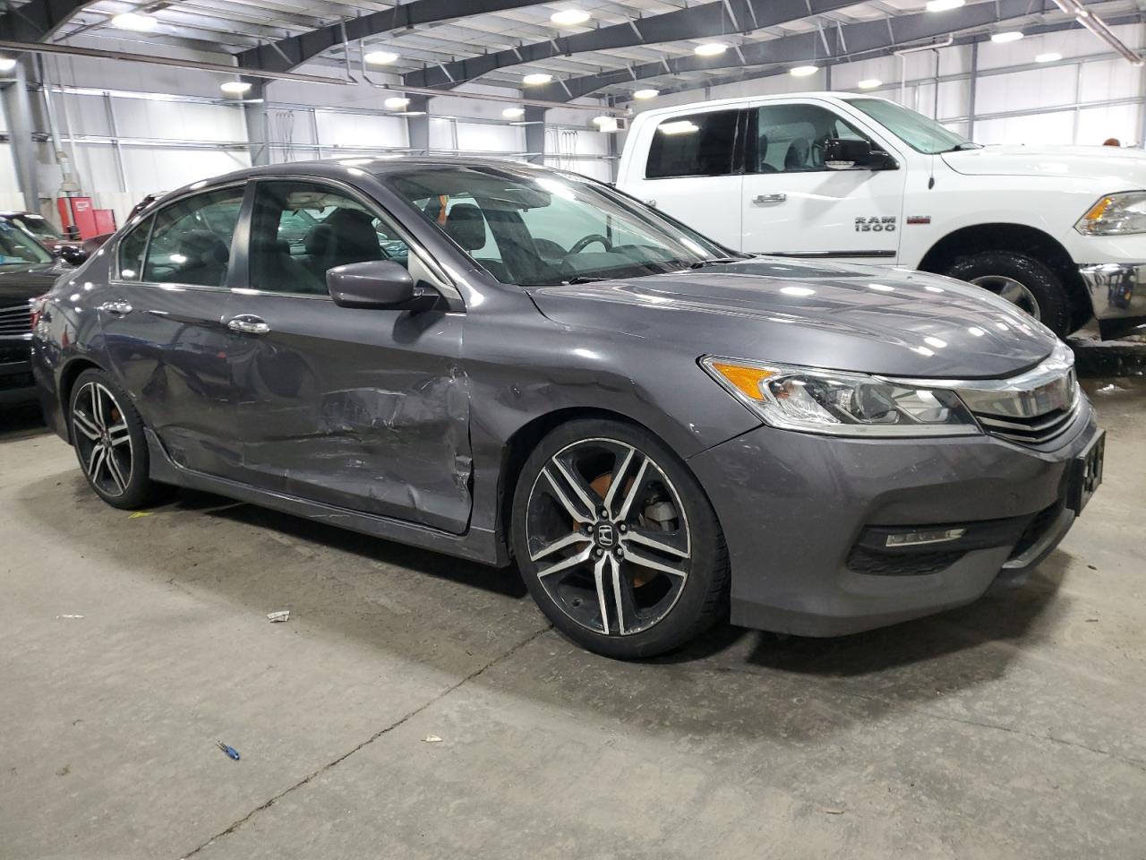 2016 Honda Accord - Image 4