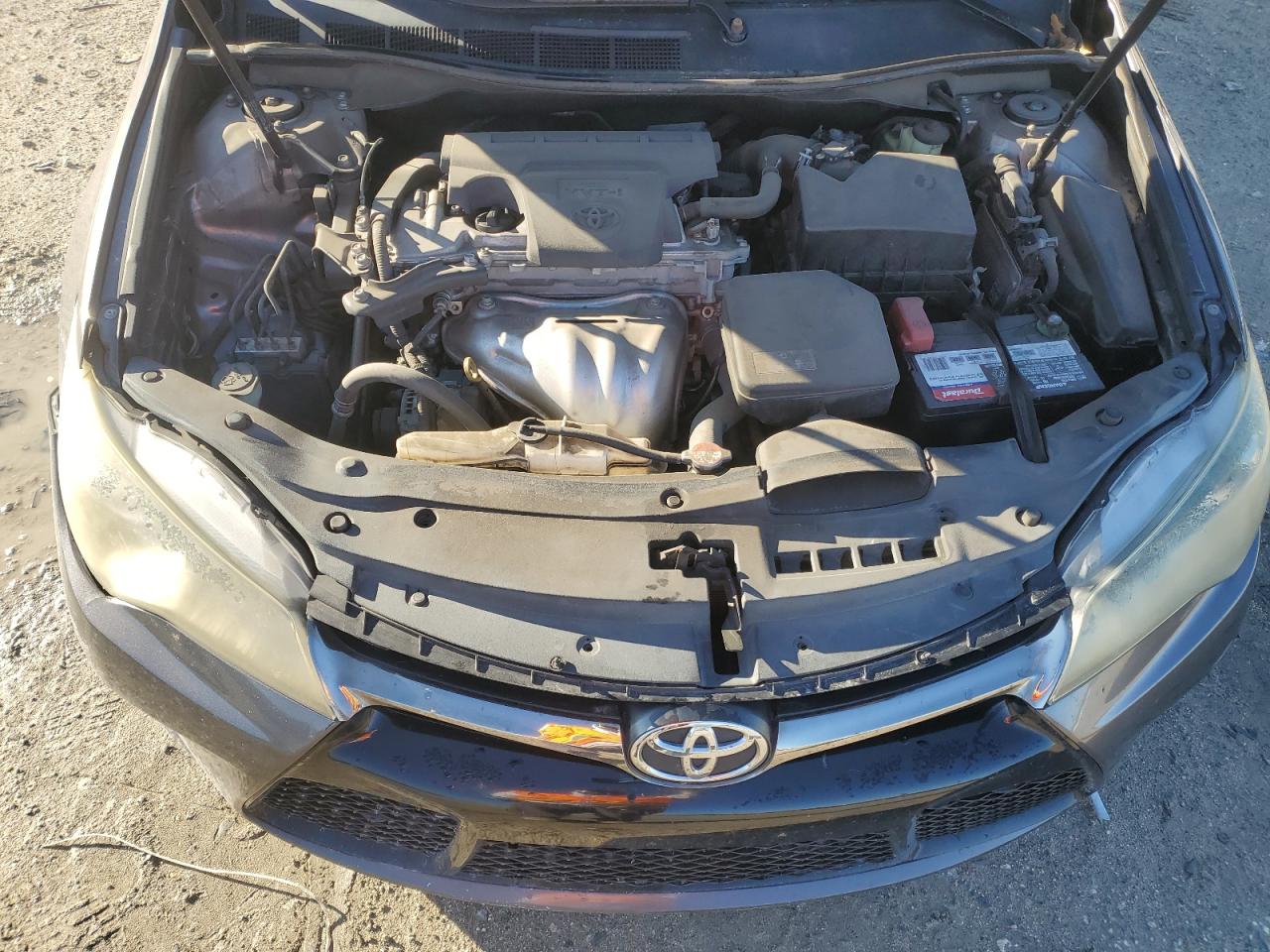 2016 Toyota Camry - Image 13