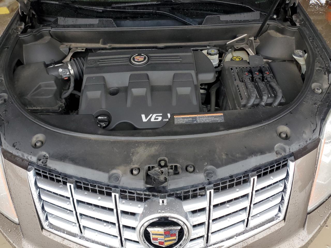 2016 Cadillac SRX - Image 12