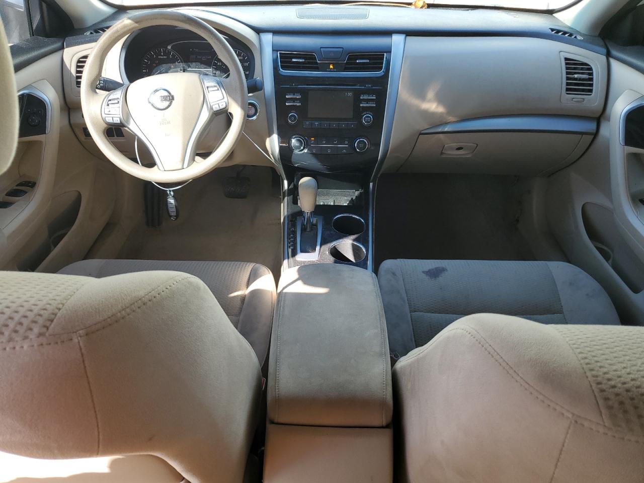 2014 Nissan Altima - Image 8