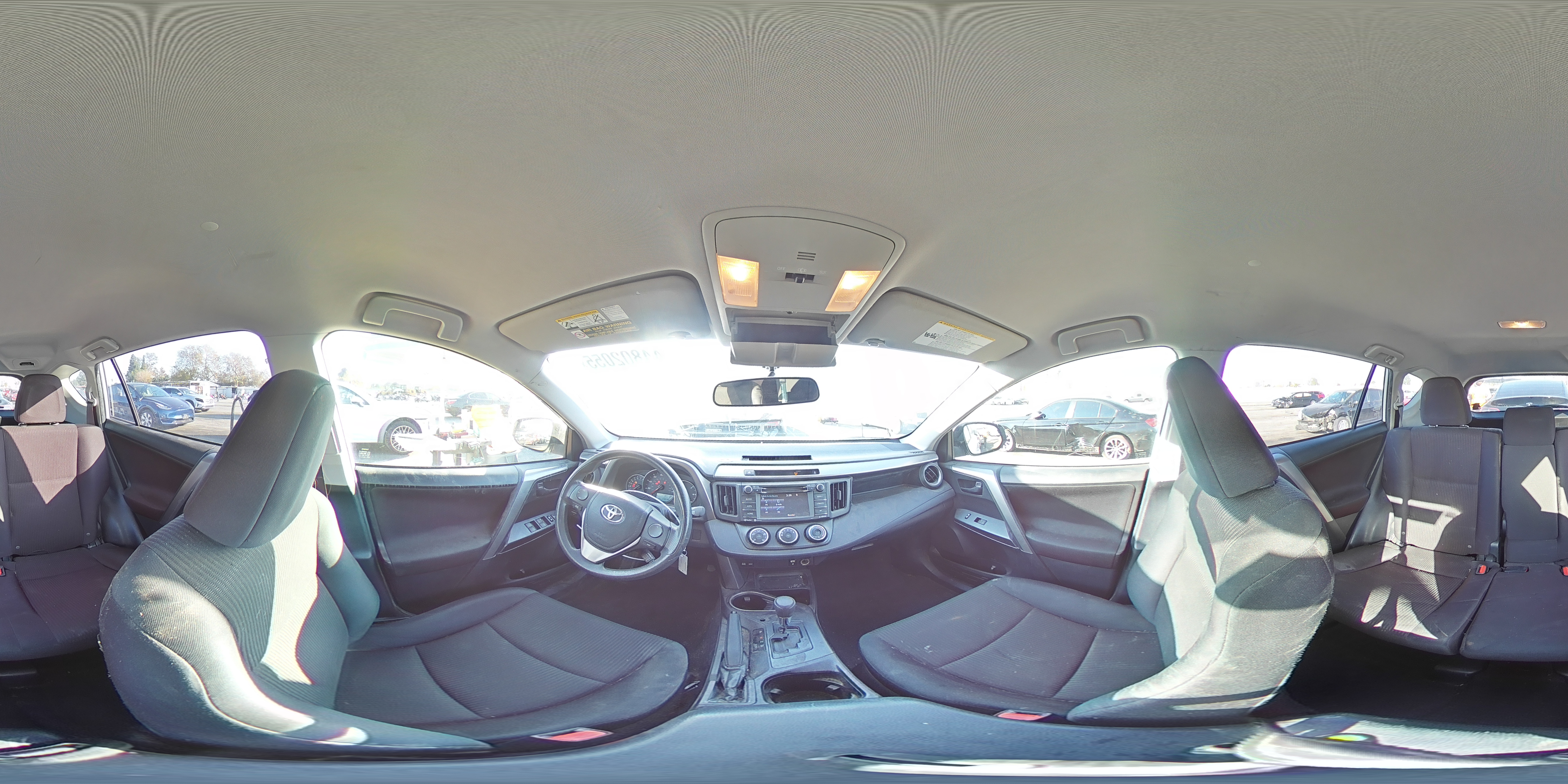 2016 Toyota RAV 4 - Image 14