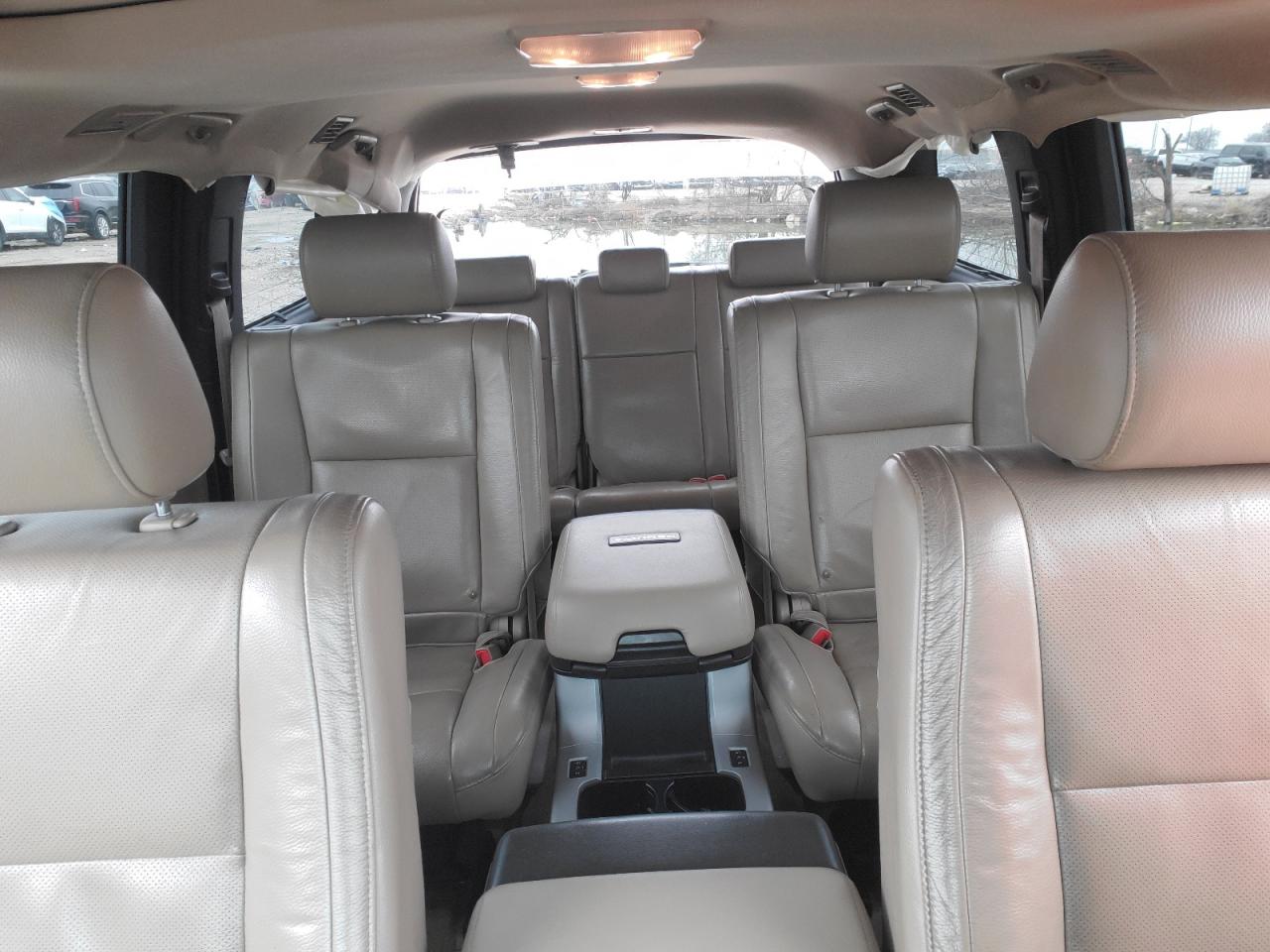 2008 Toyota Sequoia - Image 10