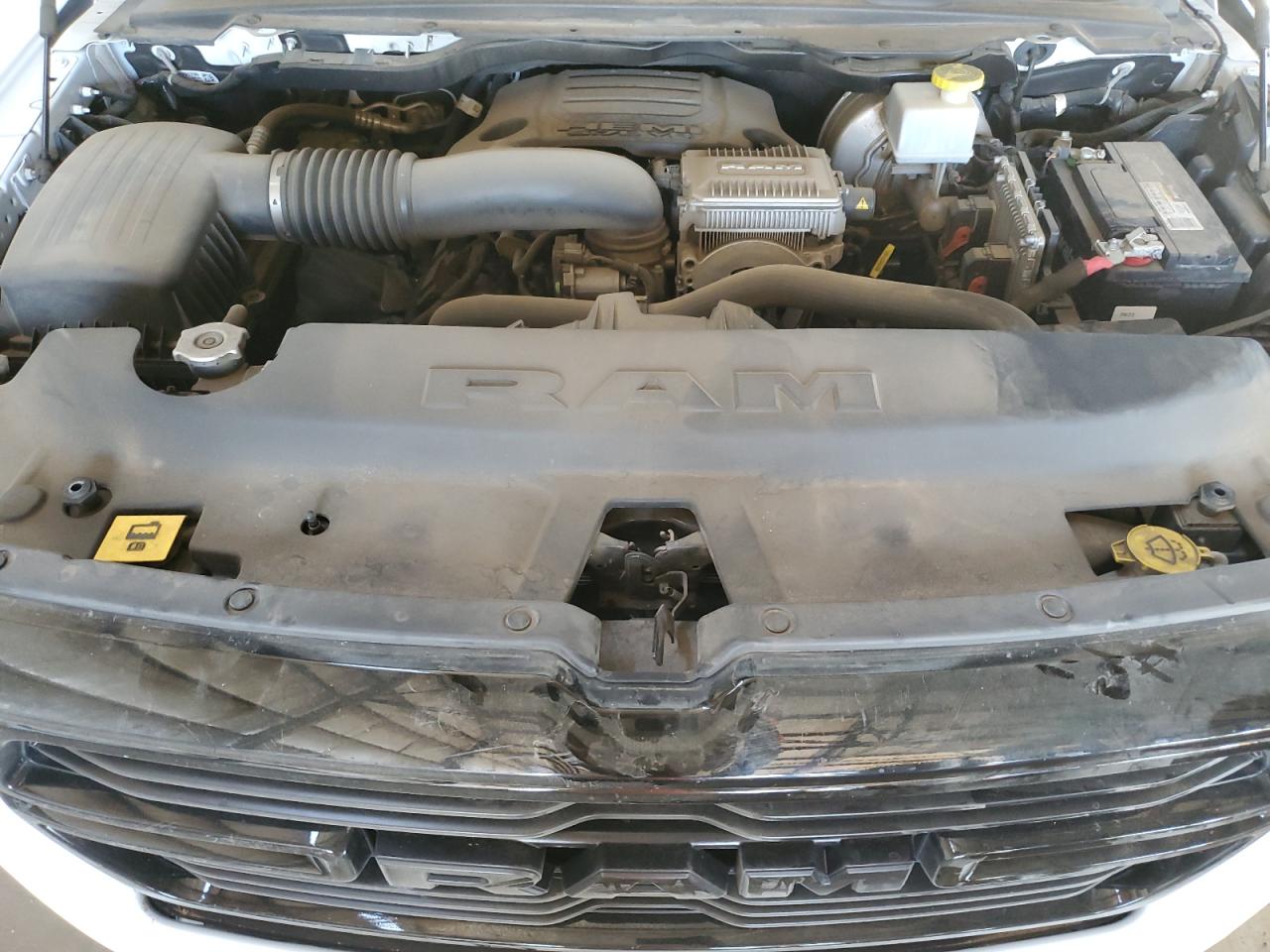 2021 RAM 1500 - Image 12