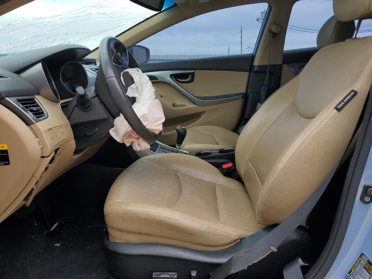 2013 Hyundai Elantra - Image 7