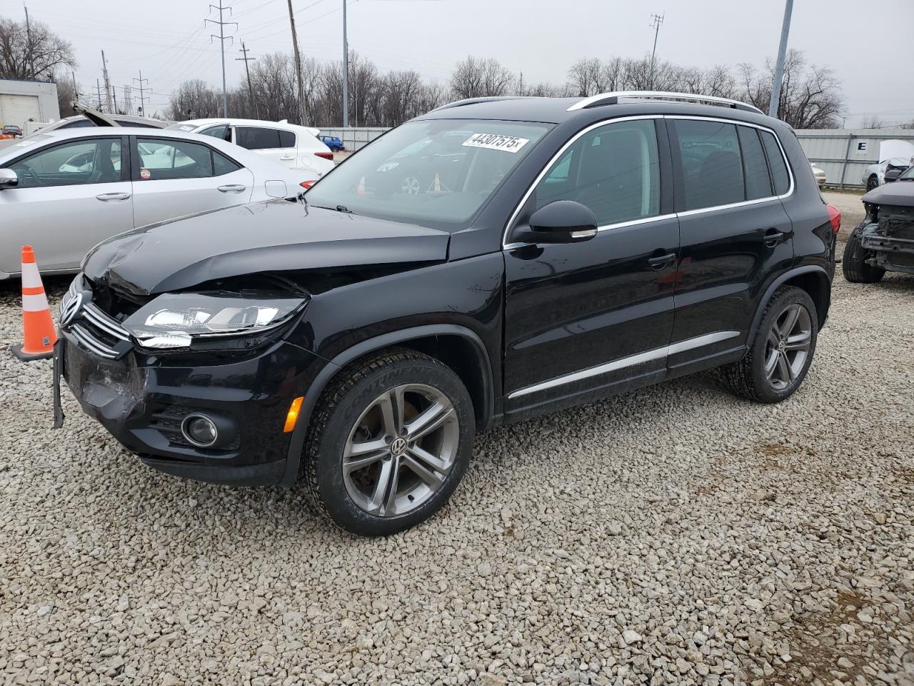 2017 Volkswagen Tiguan - Image 1
