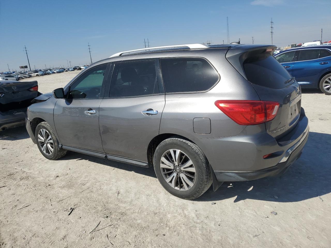 5N1DR2MN1HC674933 NISSAN PATHFINDER 2017