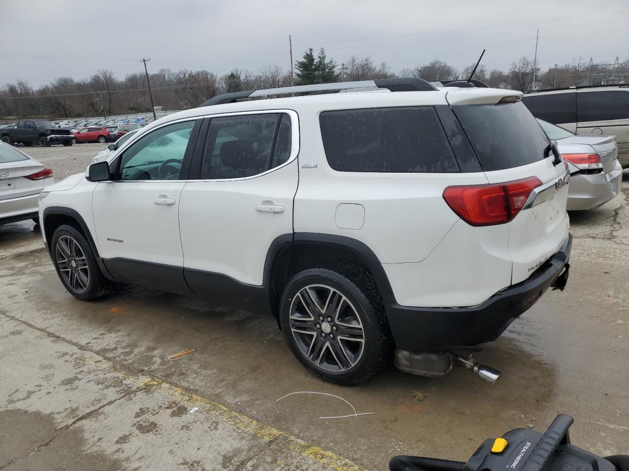 2017 GMC Acadia - Image 2