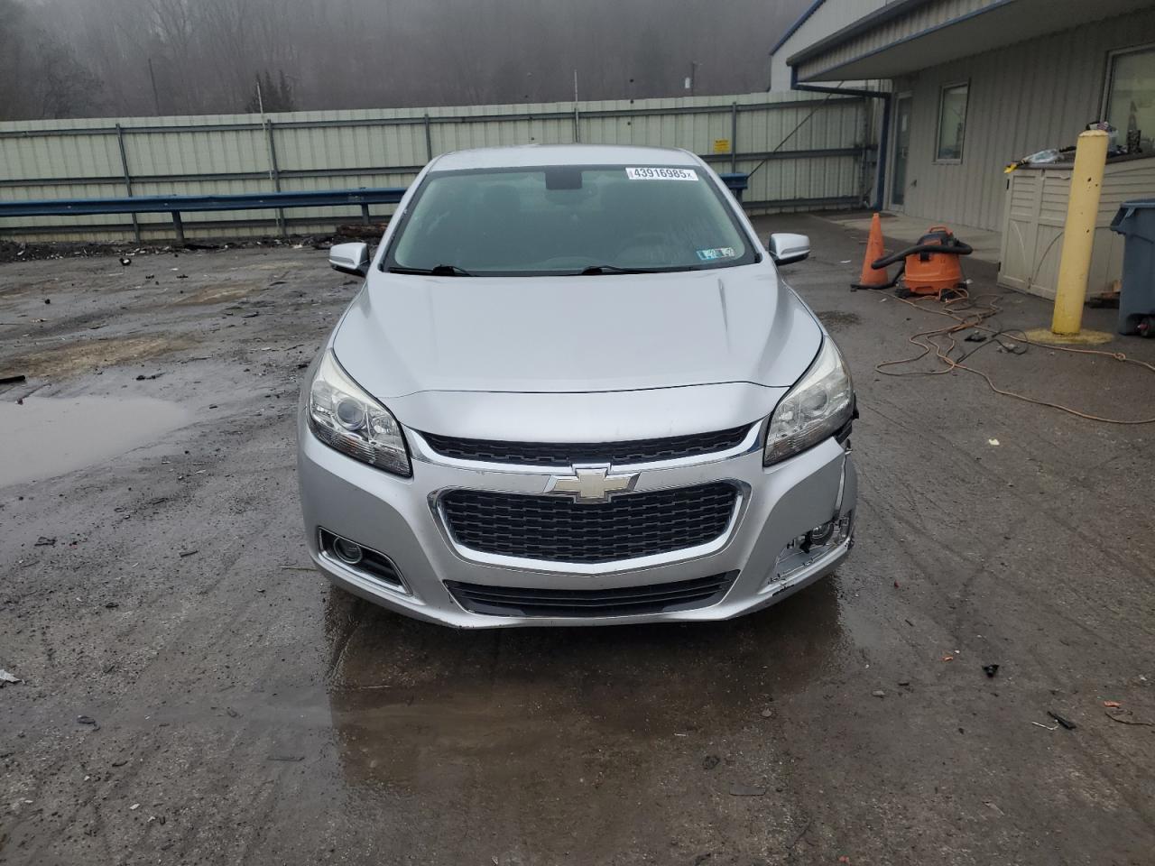 2015 Chevrolet Malibu - Image 5