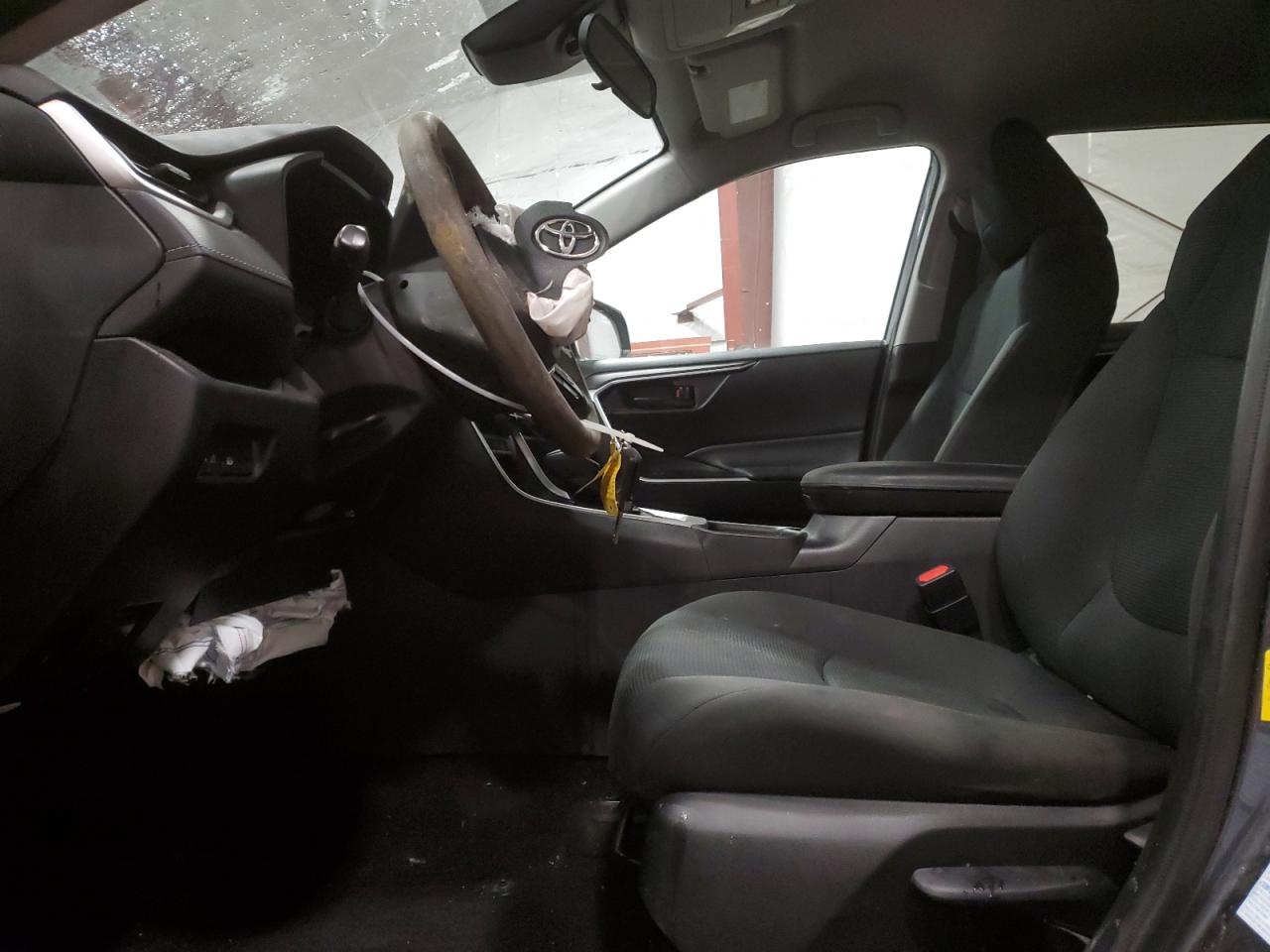 2021 Toyota RAV 4 - Image 7