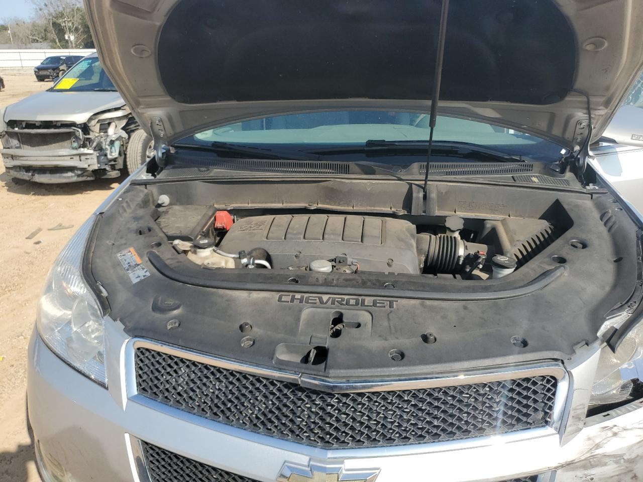 2012 Chevrolet Traverse - Image 12