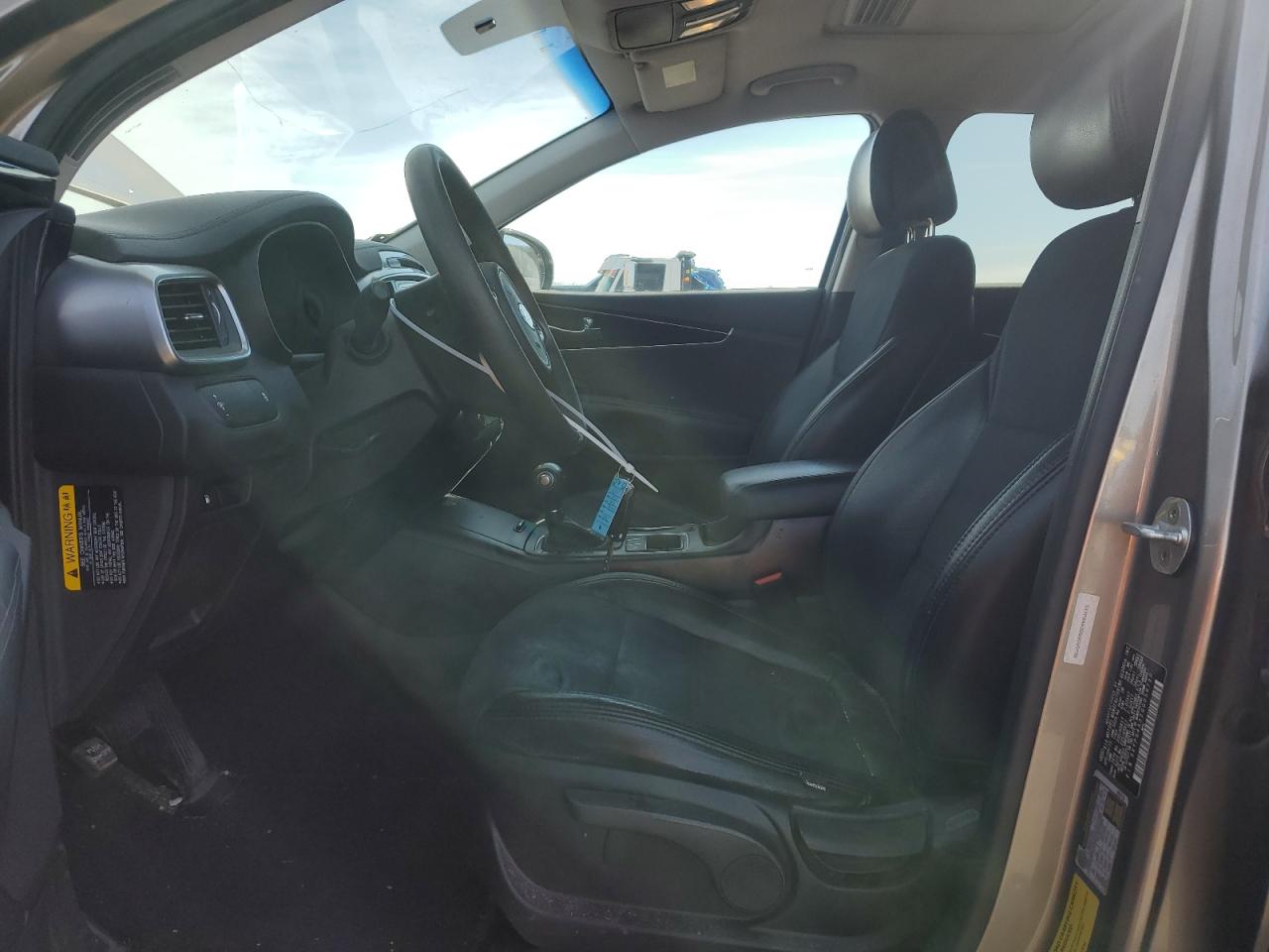 2016 Kia Sorento - Image 7