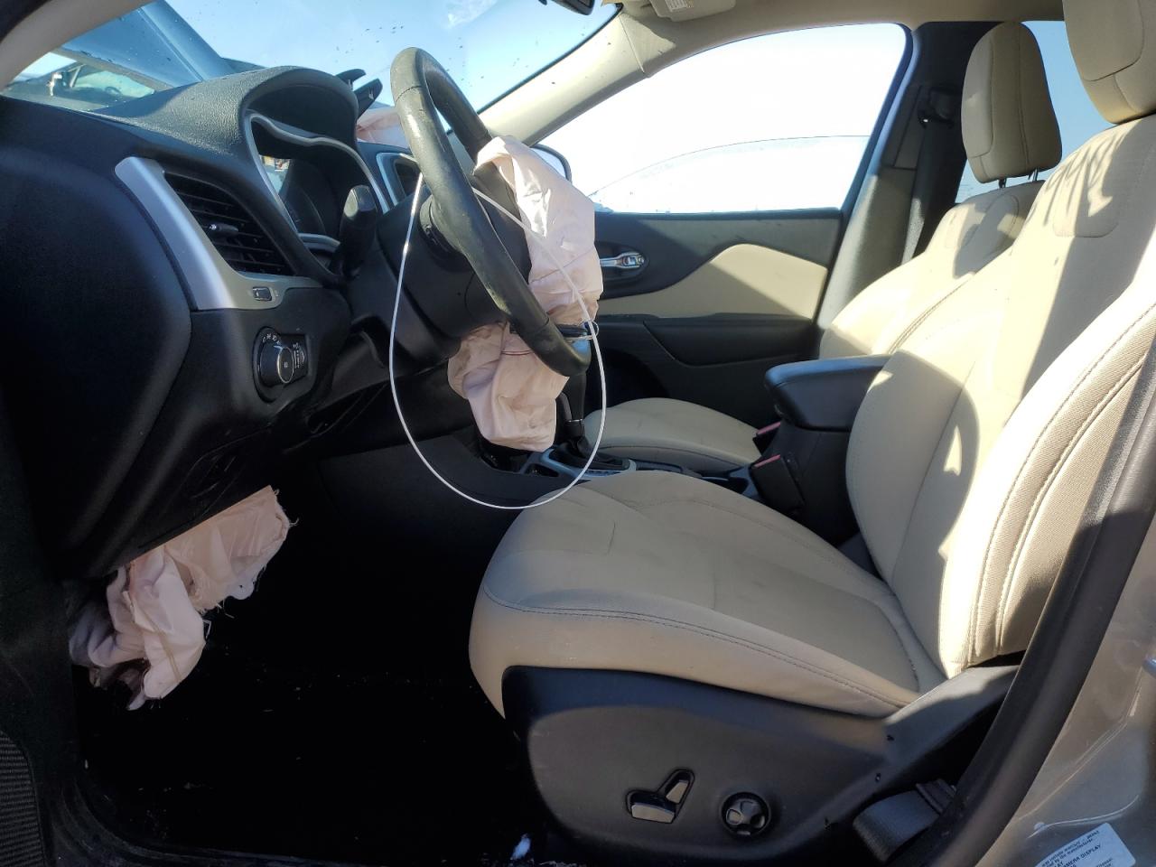 2016 Jeep Grand Cherokee - Image 7