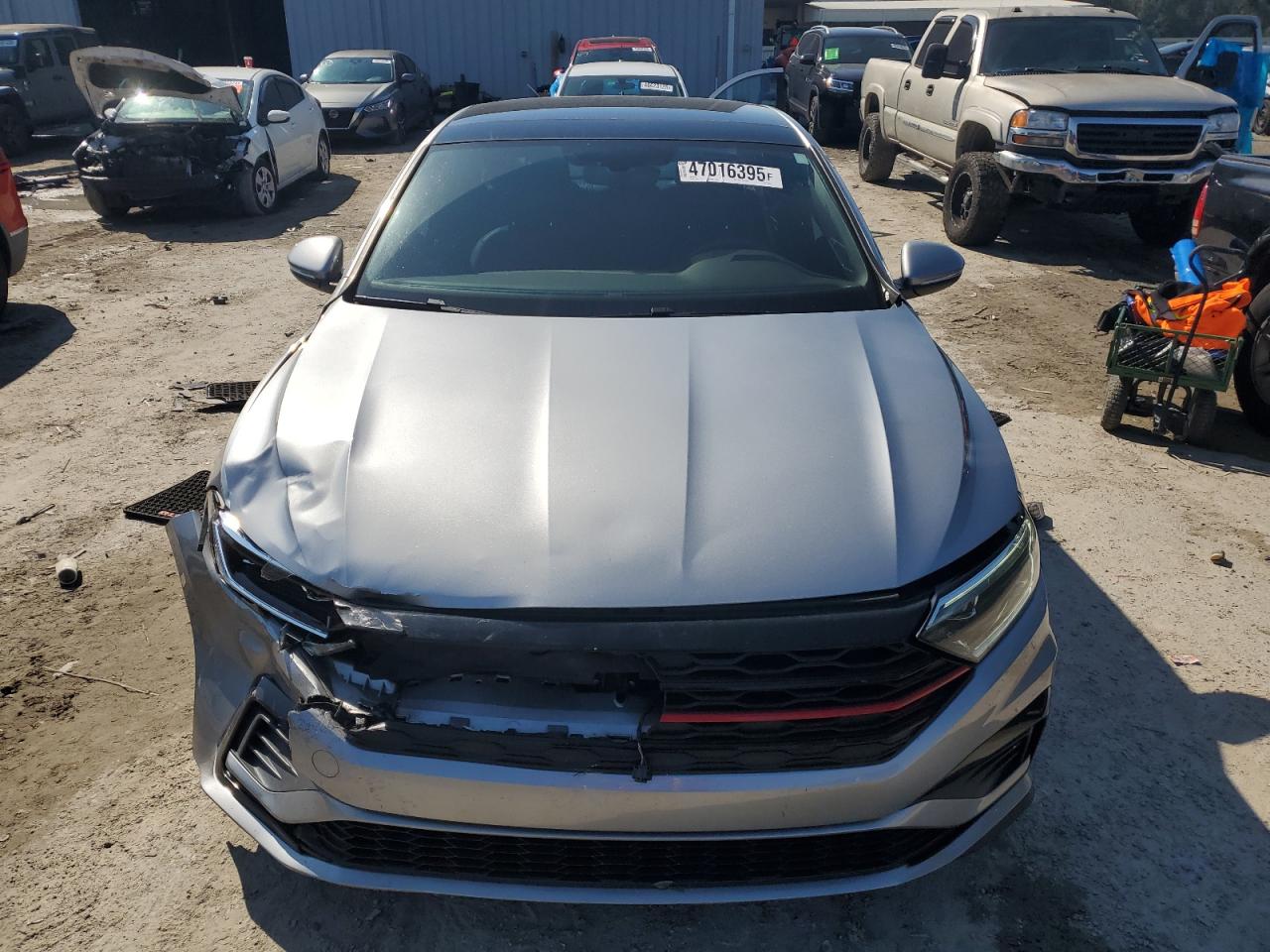 2019 Volkswagen Jetta - Image 5