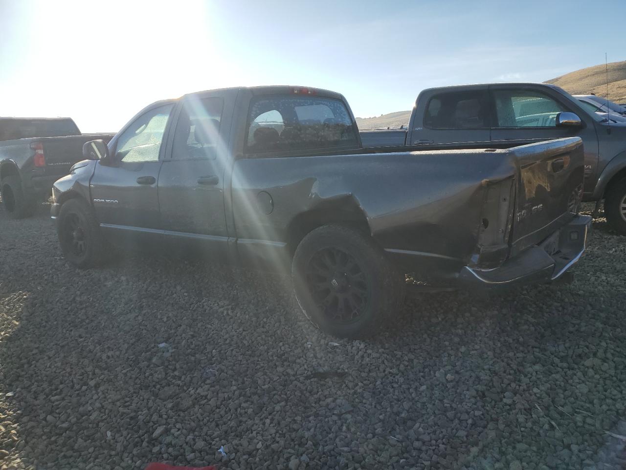 2004 Dodge RAM - Image 2