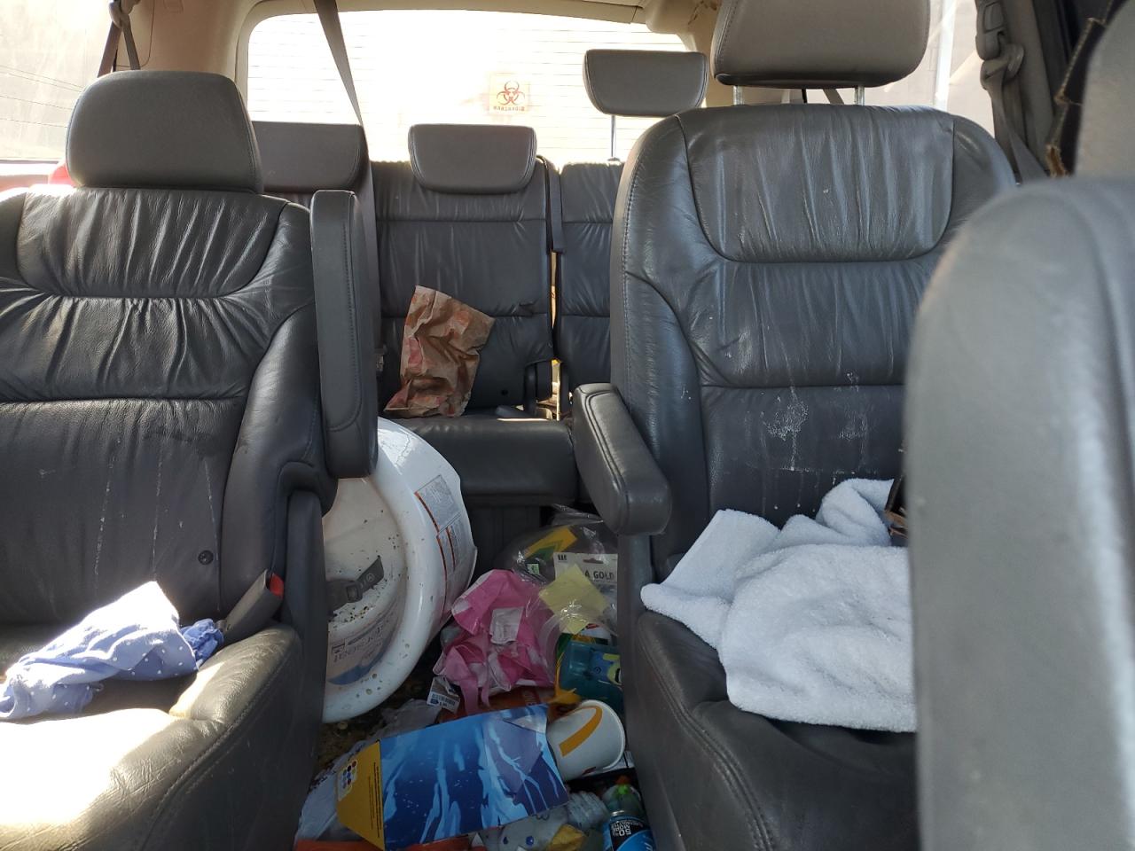 2010 Honda Odyssey - Image 10