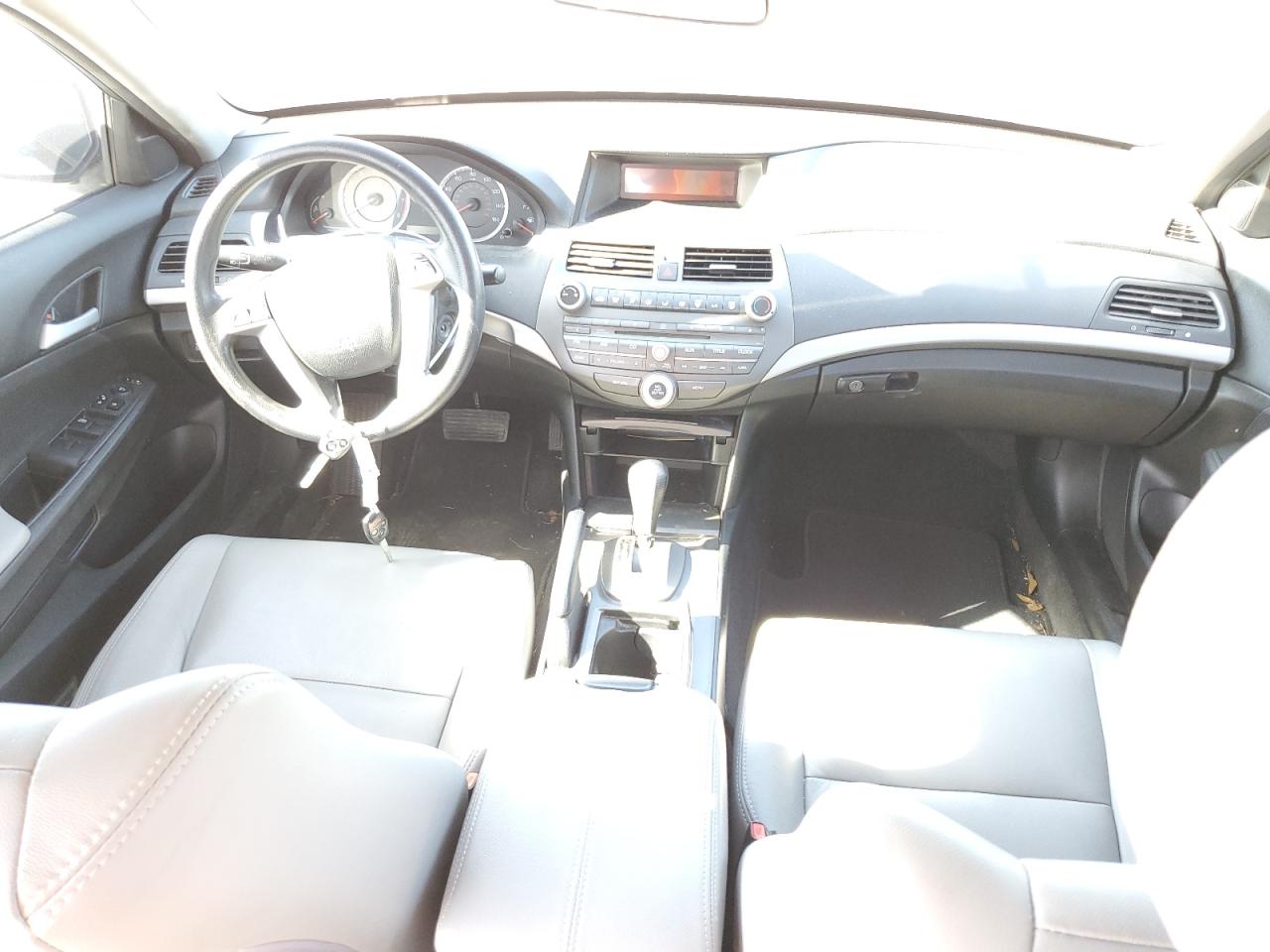 2012 Honda Accord - Image 8
