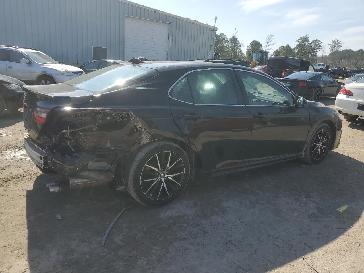 4T1G11AK6MU410250 TOYOTA CAMRY 2021