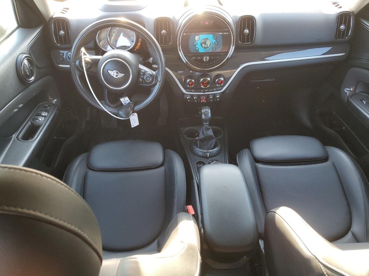 2017 MINI Cooper - Image 8