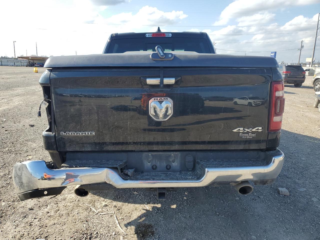 2020 RAM 1500 - Image 6