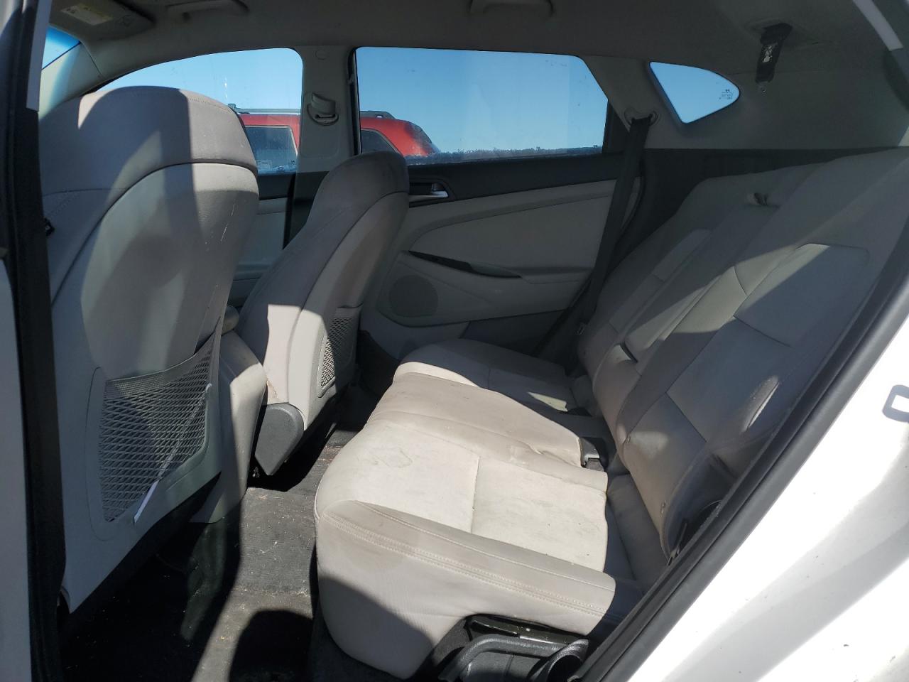 2016 Hyundai Tucson - Image 11