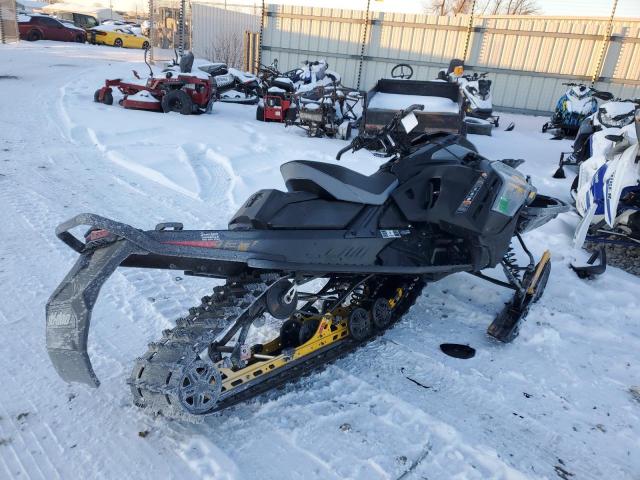 2025 SKIDOO RENEGADE