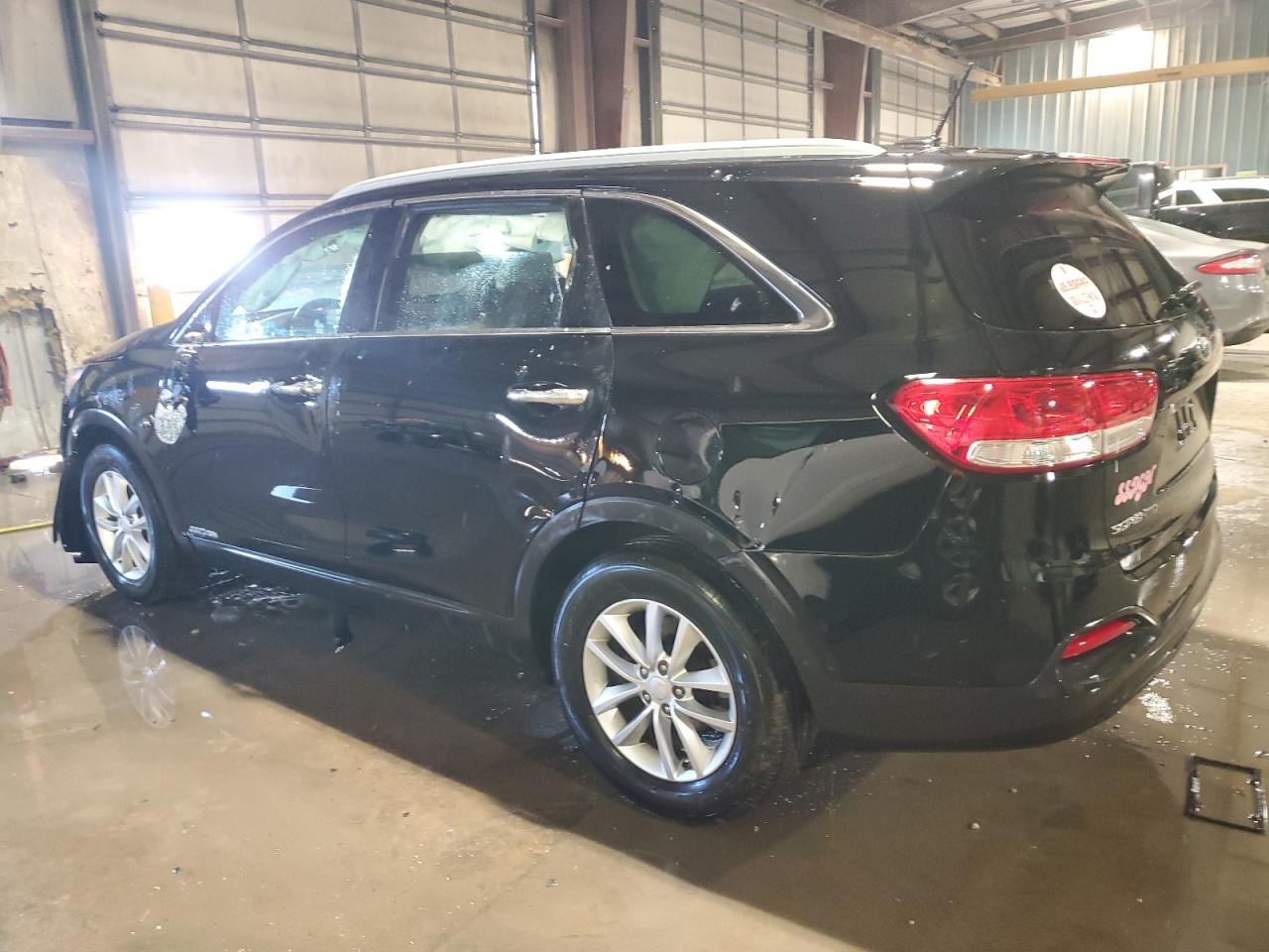 2018 Kia Sorento - Image 2