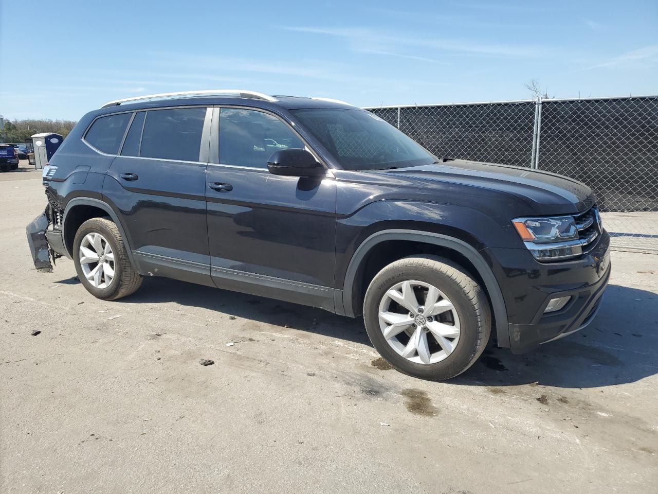 2018 Volkswagen Atlas - Image 4