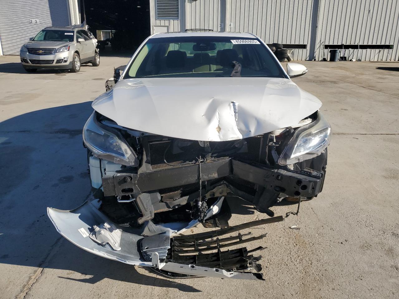 2018 Toyota Avalon - Image 5