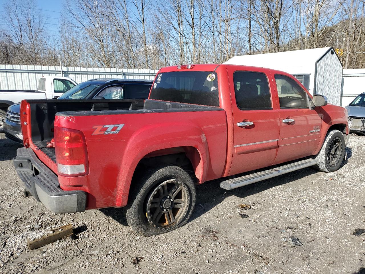 2011 GMC Sierra - Image 3