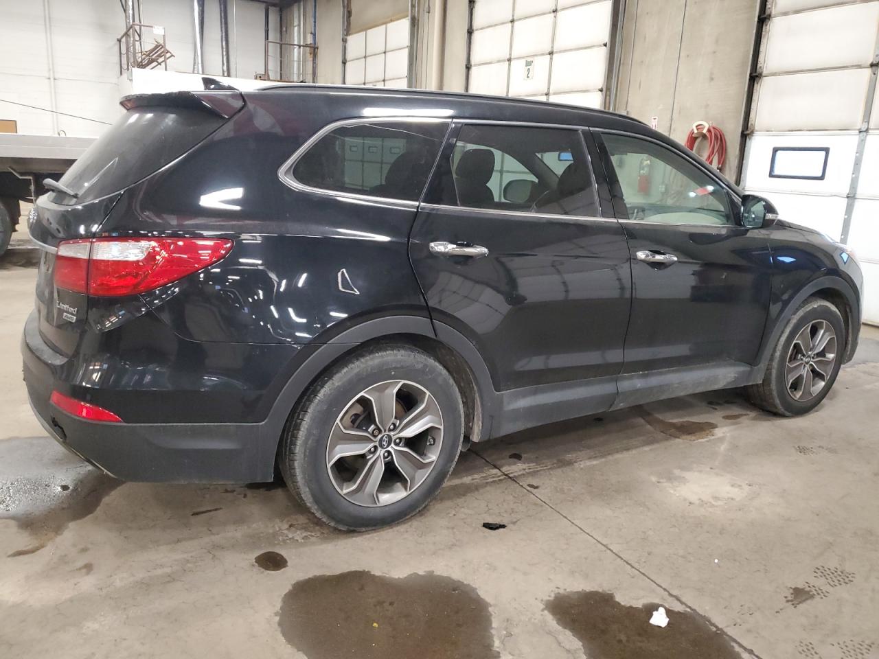 2014 Hyundai Santa Fe - Image 3