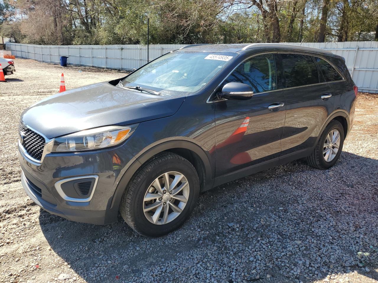 2017 Kia Sorento - Image 1