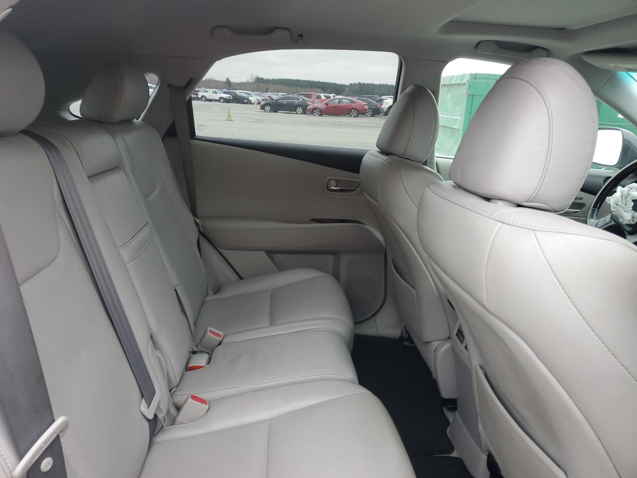 2011 Lexus RX - Image 10