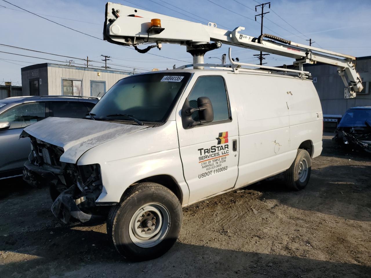 Los Angeles, CA에서 판매 중인 2014 Ford Econoline E350 Super Duty Van - Front End