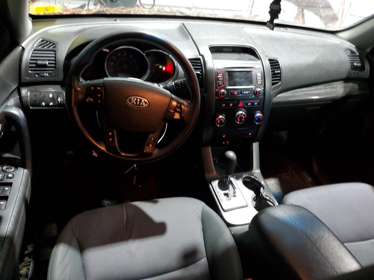 2013 Kia Sorento - Image 9