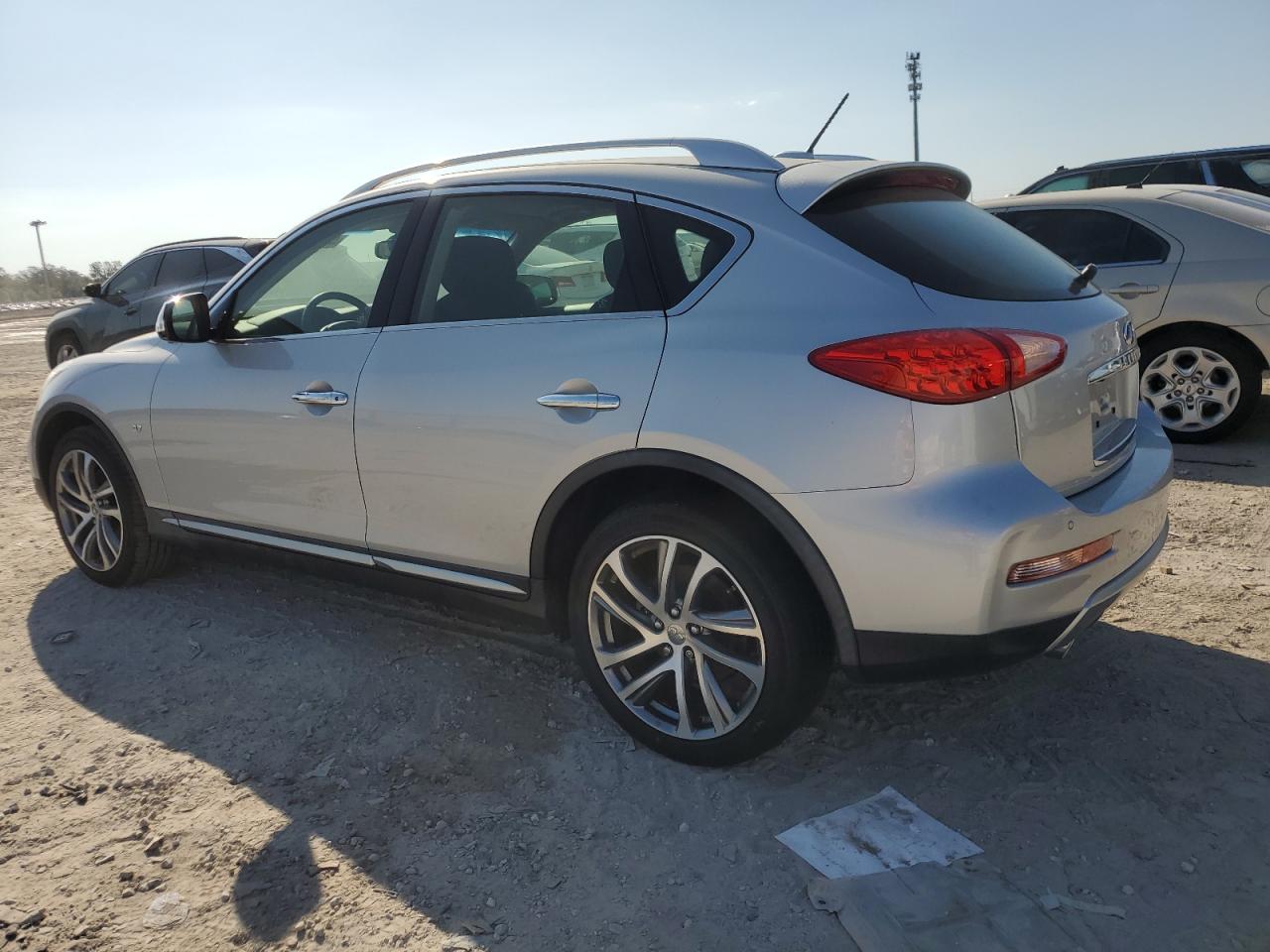 2017 Infiniti QX50 - Image 2