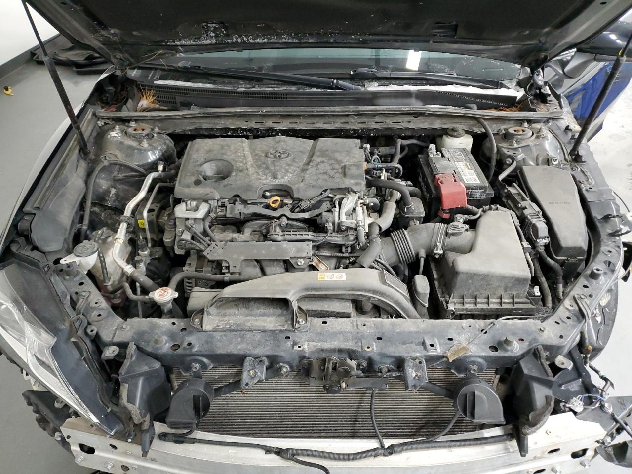 2020 Toyota Camry - Image 11