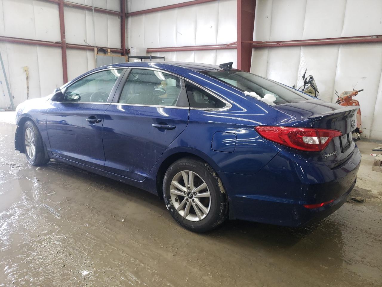 2016 Hyundai Sonata - Image 2