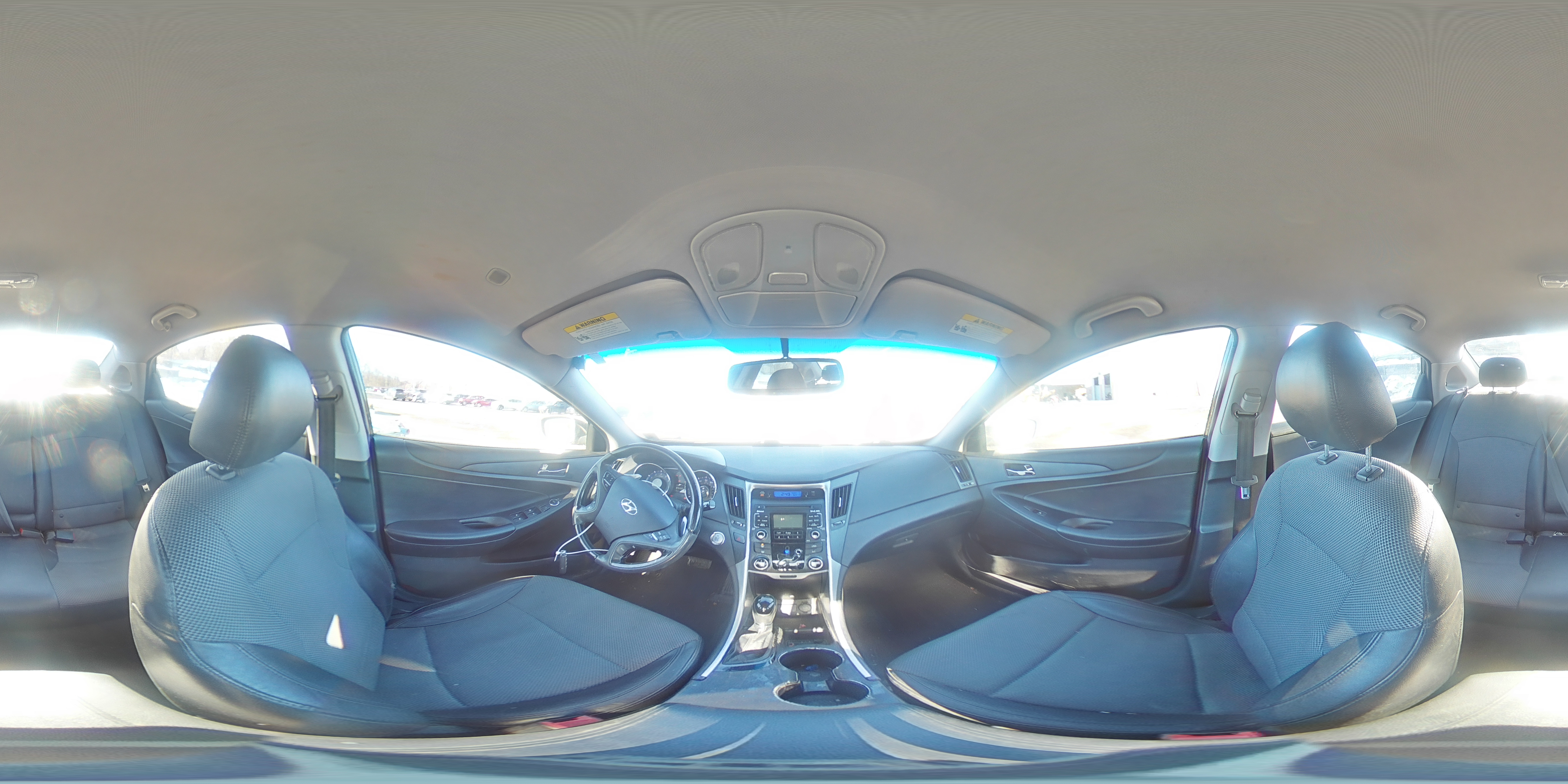 2011 Hyundai Sonata - Image 13
