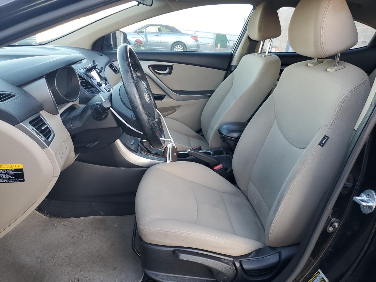 2016 Hyundai Elantra - Image 7