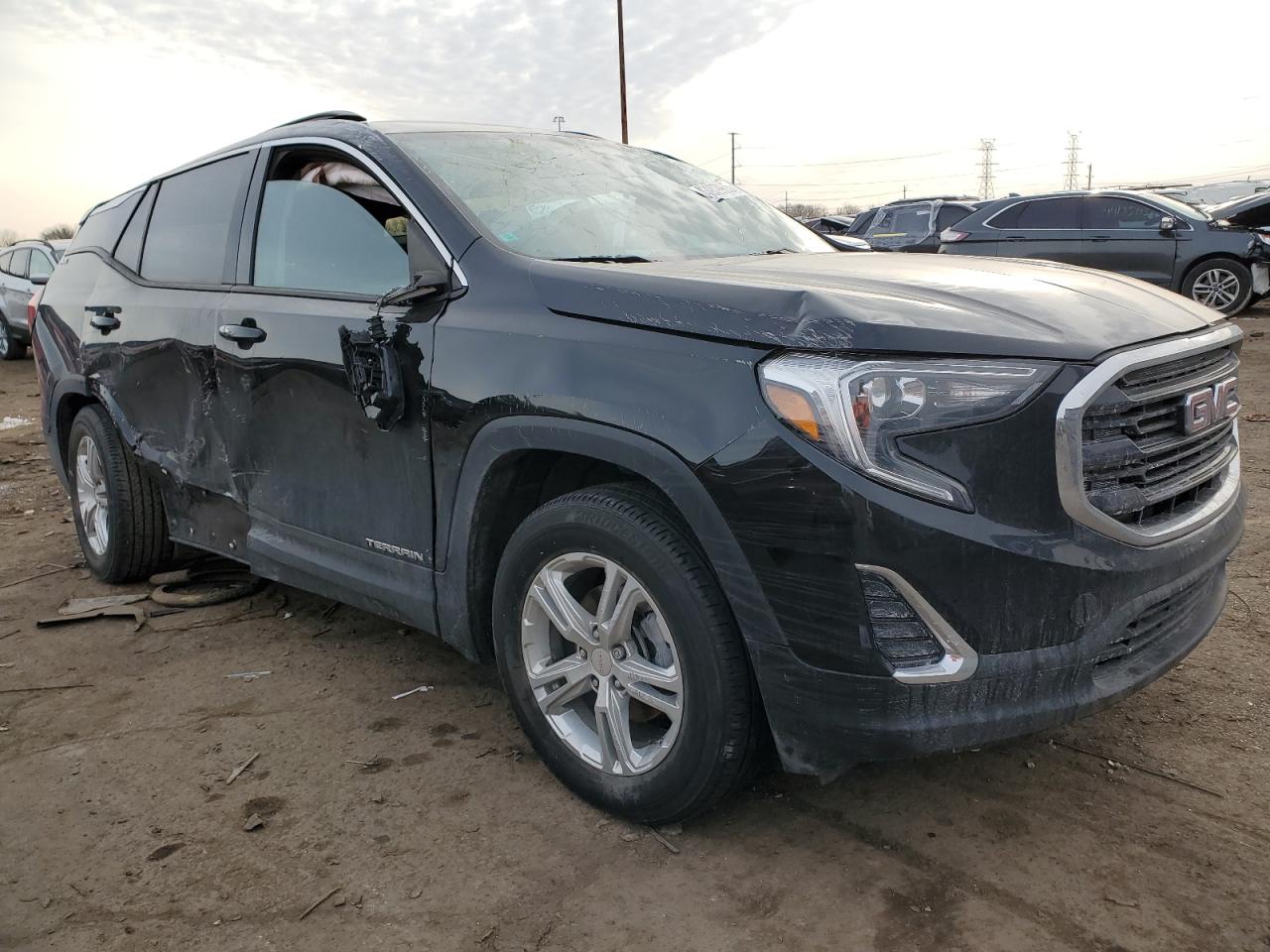 2019 GMC Terrain - Image 4