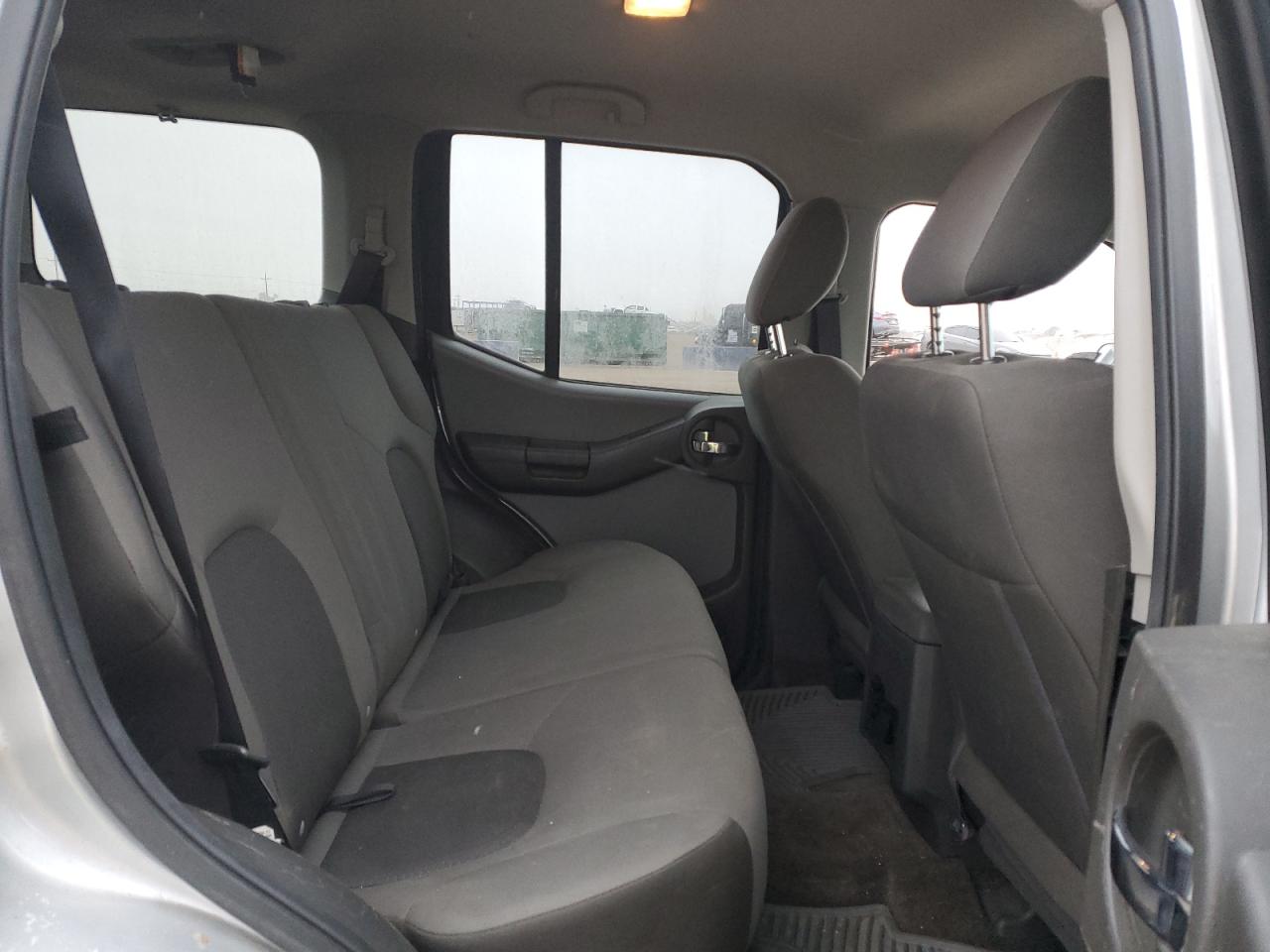 2014 Nissan XTerra - Image 11
