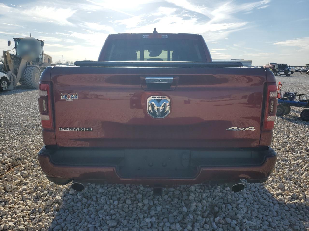 2021 RAM 1500 - Image 6