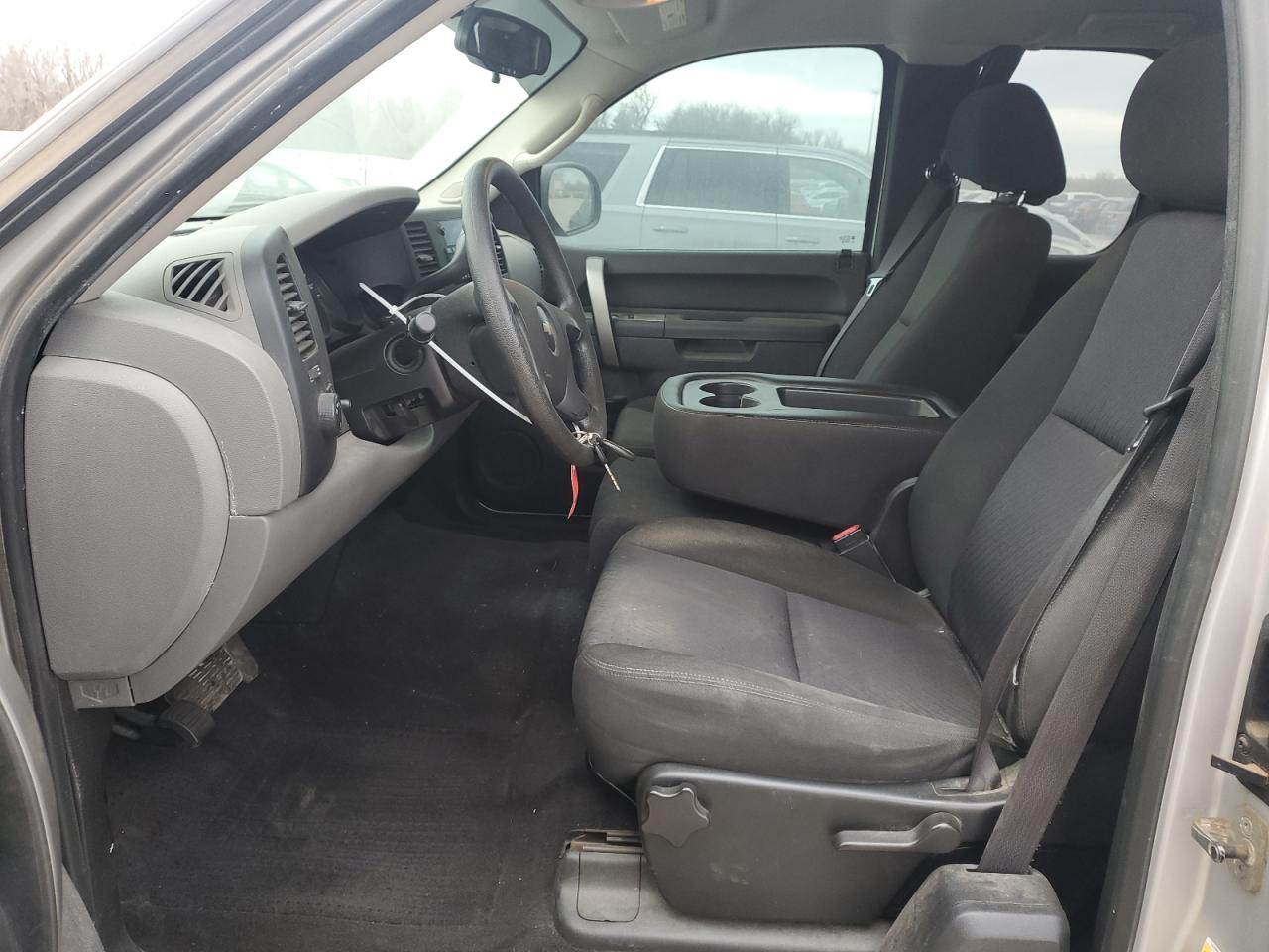 2010 Chevrolet Silverado - Image 7