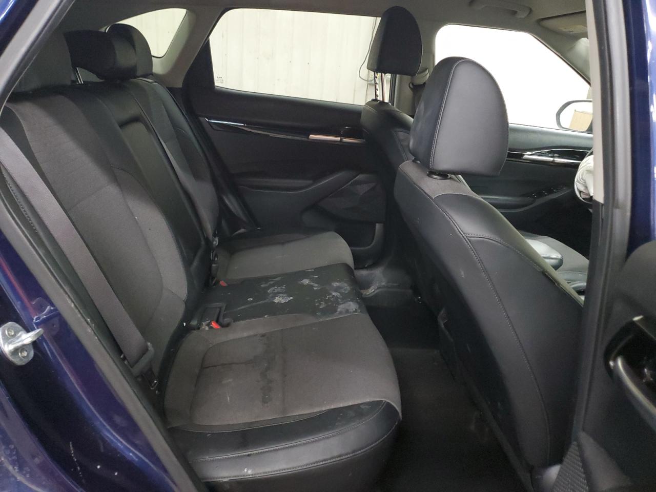 2022 Kia Seltos - Image 11