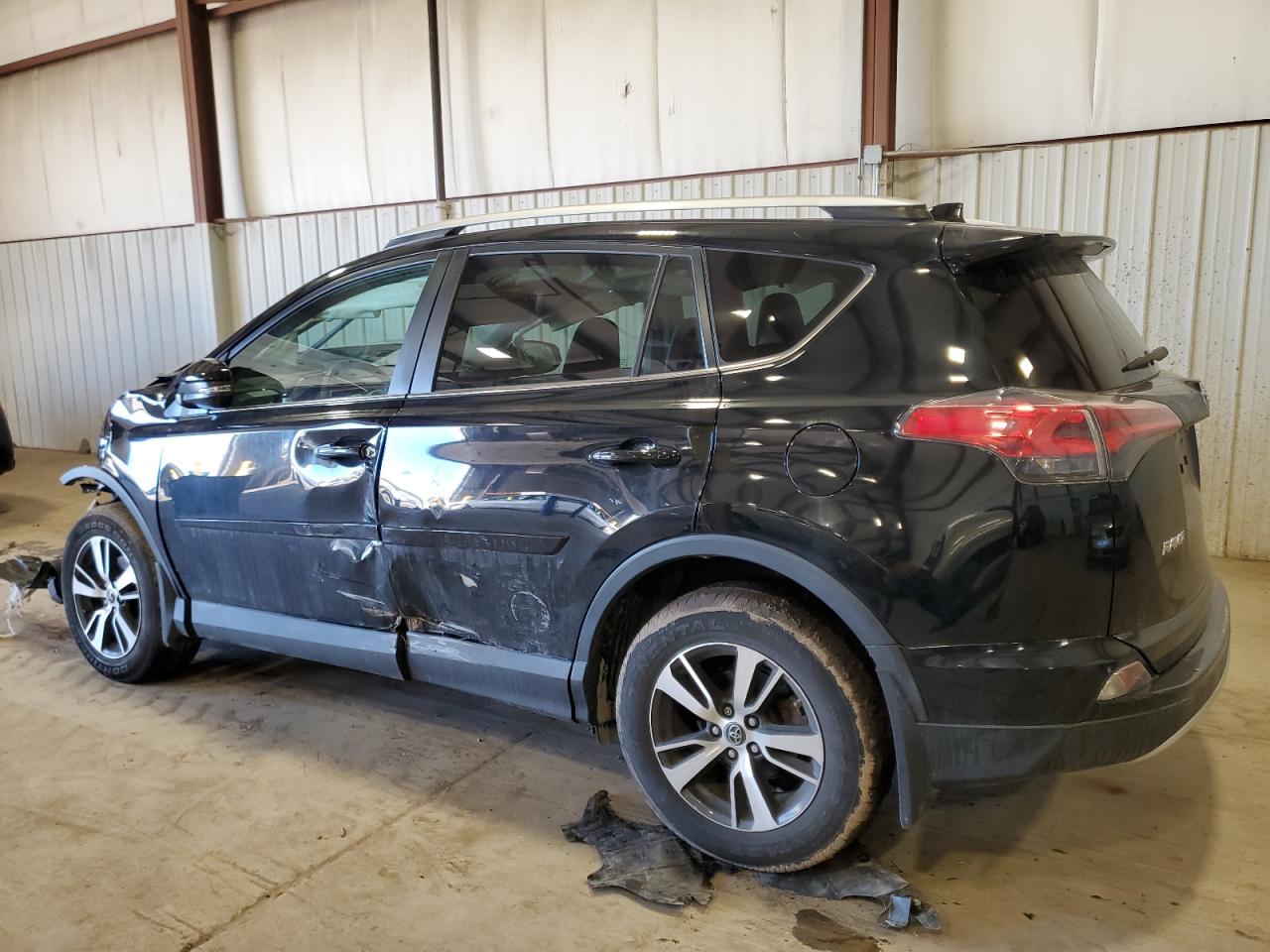 2016 Toyota RAV 4 - Image 2